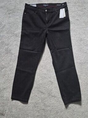 Tommy Hilfiger--Black Greenwich Jeans